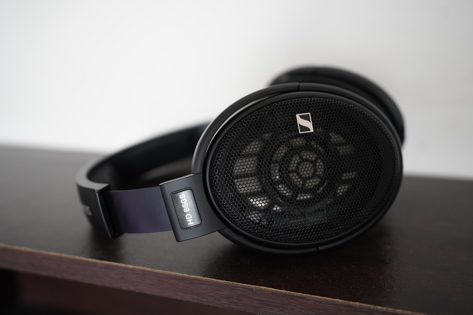 The Highly Competent Sennheiser HD660s - Headphone.ph